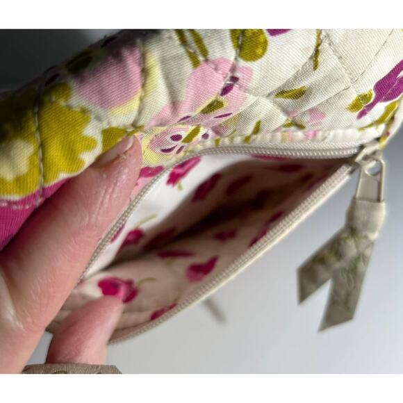 Vera Bradley MAKE ME BLUSH Mini Hipster Crossbody Handbag Quilted Ivory Floral - Picture 5 of 7